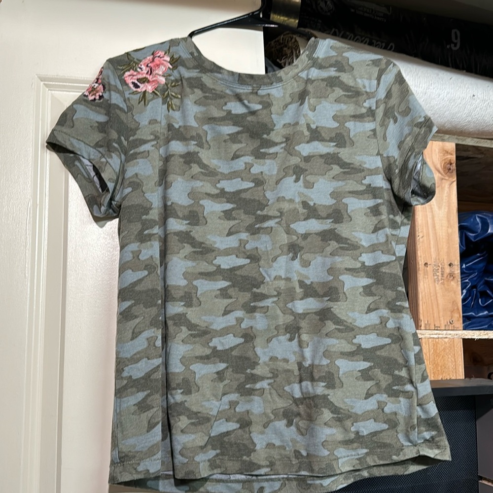 Women’s camo